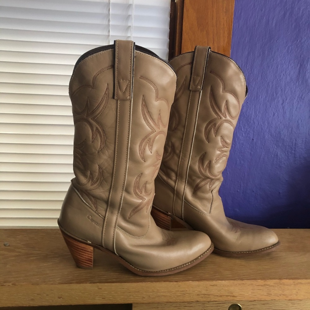 Vtg Capezio Cowboy Boots. Nearly New